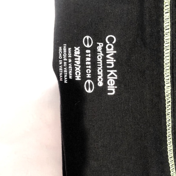 These are black biker shorts. These are perfect for for running or working out! - Picture 4 of 4